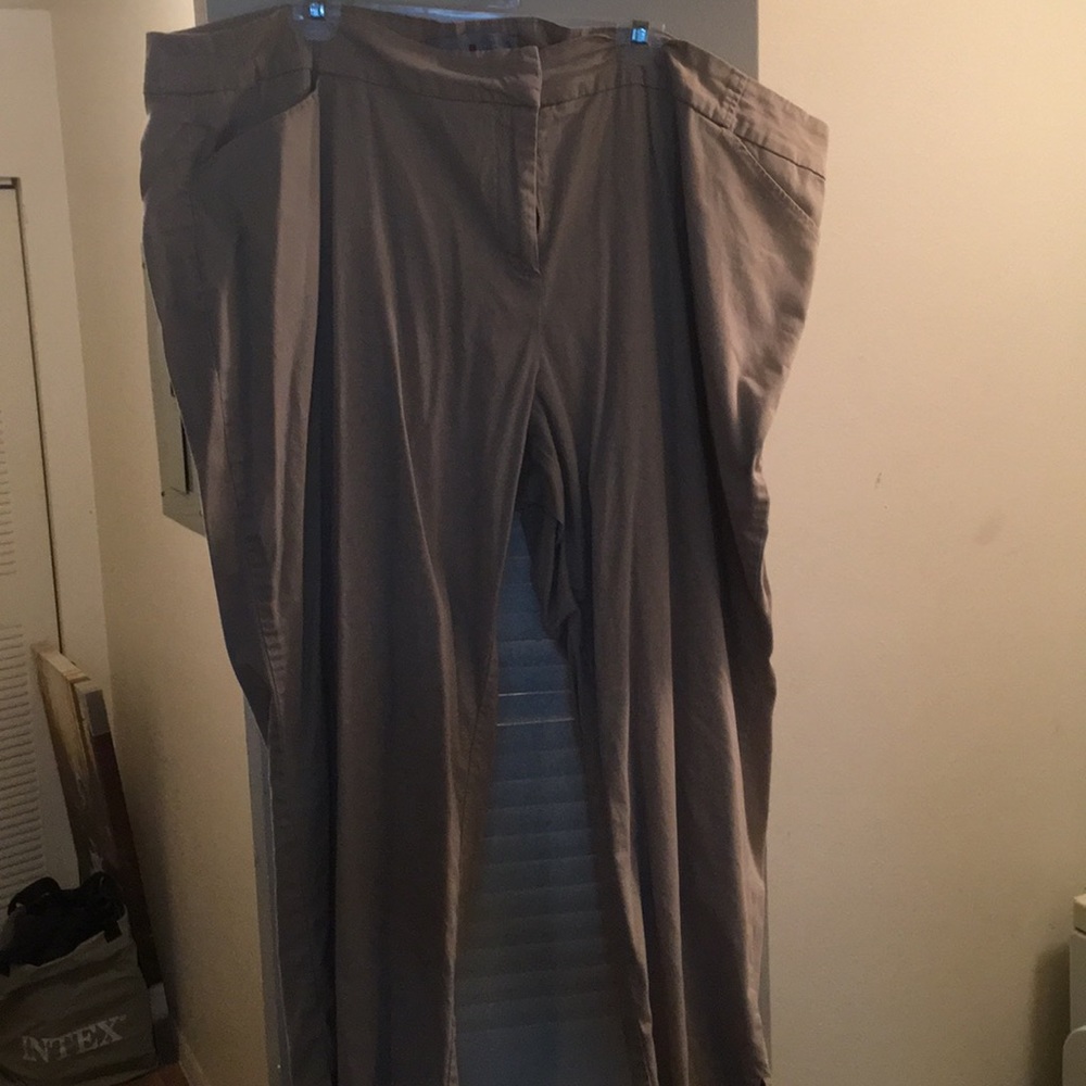 Plus size Khaki pants.